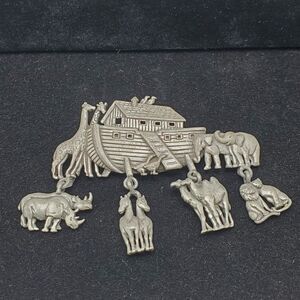 JJ Stamped Noahs Ark Brooch Pin Dangling Animals Lion Giraffe Elephant Rhino Etc